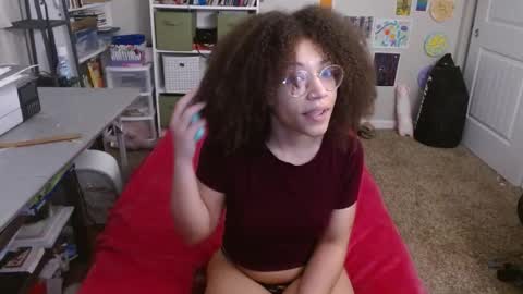 Snapshot of theenbygamer chatting on 11.06.25 olly online show from 11.06.25