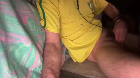 Snapshot of theeonetoremember chatting on 02.09.25 theeonetoremember online show from 02.09.25