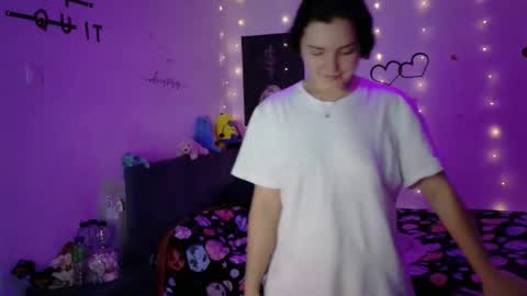 TheFarmergirl online show from 11.03.25