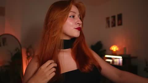 Snapshot of thegingerp chatting on 07.21.26 Streaming mostly at online show from 07.21.26