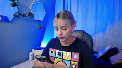 Snapshot of thegodmother_gh chatting on 11.11.25 Peyton online show from 11.11.25