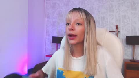 Snapshot of thegodmother_gh chatting on 12.05.25 Peyton online show from 12.05.25