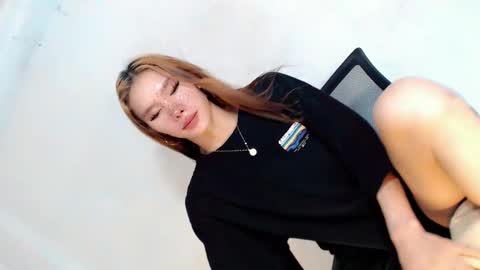 Snapshot of thehornygirl_laisa chatting on 02.12.25 laisa online show from 02.12.25