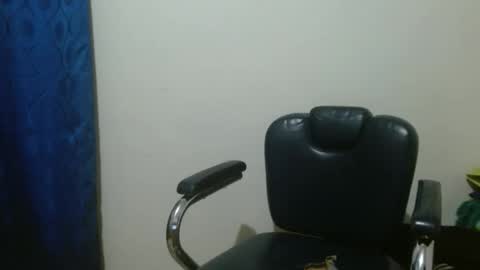 thehousedog online show from 10.24.25