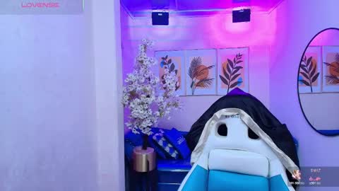 Theia  online show from 10.20.25