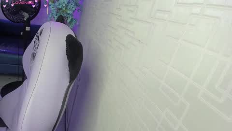 Theia  online show from 11.15.25