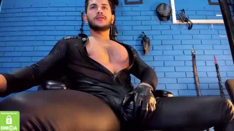 Snapshot of theian26 chatting on 12.05.25 Ian Deniel online show from 12.05.25