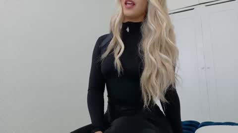 Lily Marie online show from 05.14.26