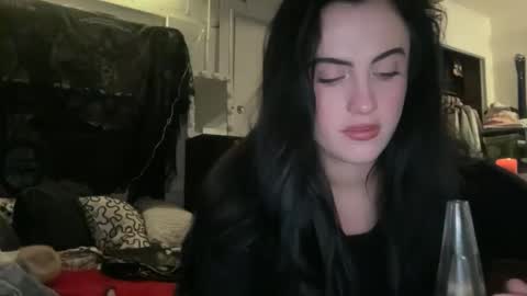 Snapshot of thejennataylor chatting on 02.14.26 thejennataylor online show from 02.14.26