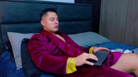 Snapshot of thekingerick chatting on 02.14.26 thekingerick online show from 02.14.26