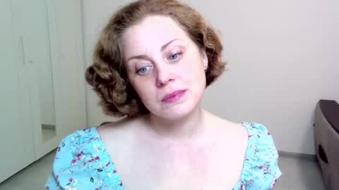 Snapshot of theladysblush chatting on 12.21.24 Ella online show from 12.21.24