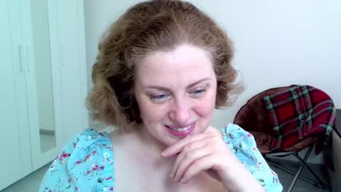 Snapshot of theladysblush chatting on 02.04.25 Ella online show from 02.04.25