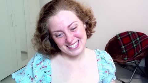 Snapshot of theladysblush chatting on 02.06.25 Ella online show from 02.06.25