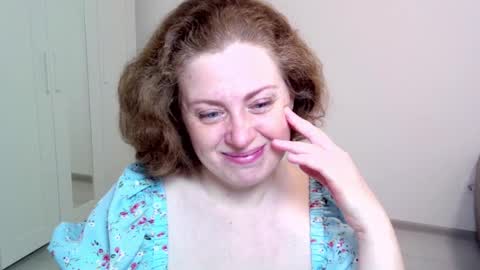 Snapshot of theladysblush chatting on 02.27.25 Ella online show from 02.27.25