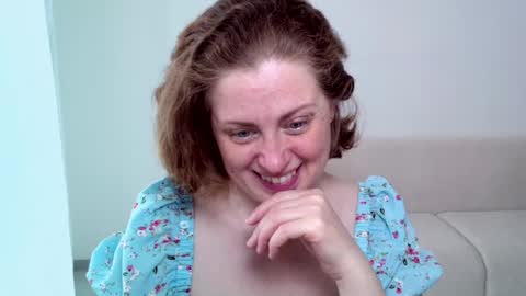 Snapshot of theladysblush chatting on 03.02.25 Ella online show from 03.02.25
