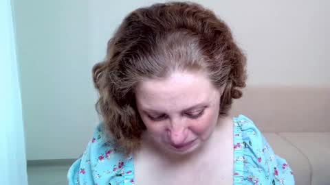 Snapshot of theladysblush chatting on 03.12.25 Ella online show from 03.12.25