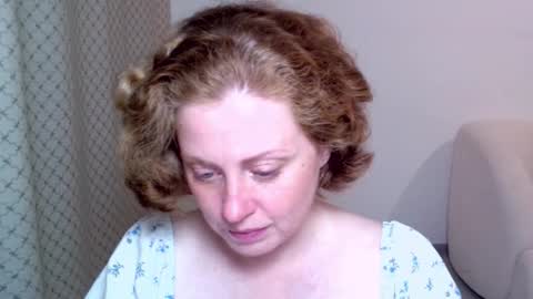 Snapshot of theladysblush chatting on 09.29.25 Ella online show from 09.29.25