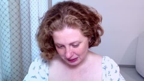 Snapshot of theladysblush chatting on 10.09.25 Ella online show from 10.09.25
