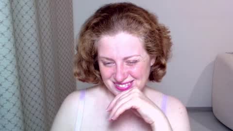 Ella online show from 11.05.25