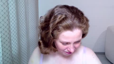 Ella online show from 12.14.25