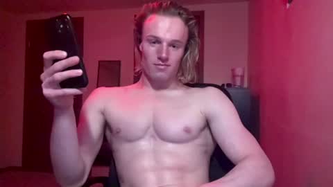 Snapshot of thelevimeyers chatting on 02.26.25 thelevimeyers online show from 02.26.25