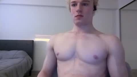 Snapshot of thelevimeyers chatting on 05.29.26 thelevimeyers online show from 05.29.26
