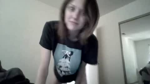 lovecreep online show from 10.31.25