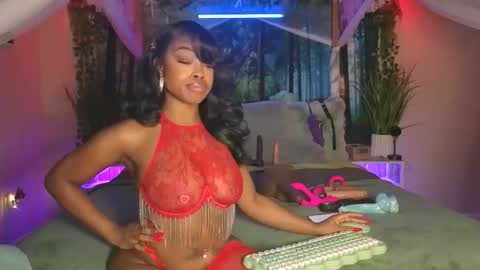 thelovelybrown online show from 11.22.25