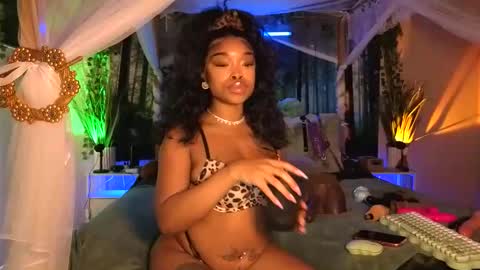 thelovelybrown online show from 12.19.25