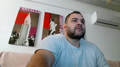 Snapshot of themastercomander chatting on 01.04.25 Big Alpha Daddy Master online show from 01.04.25