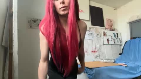 Snapshot of thematryoshka chatting on 02.25.26 Lucy Lucy online show from 02.25.26