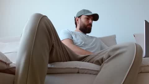 TheMonarchGoat online show from 10.27.25