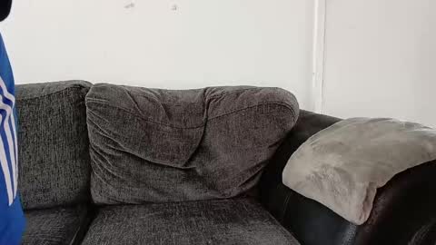 Paulo online show from 03.12.25