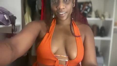 Snapshot of thenaturalgoddess chatting on 05.21.26 TheNaturalGoddess online show from 05.21.26