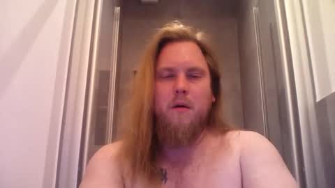 thenewdude1992 online show from 11.08.25