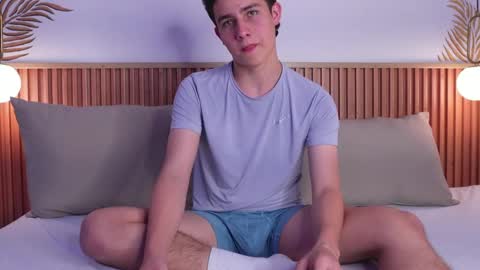  THEO- MATEO  online show from 01.22.25