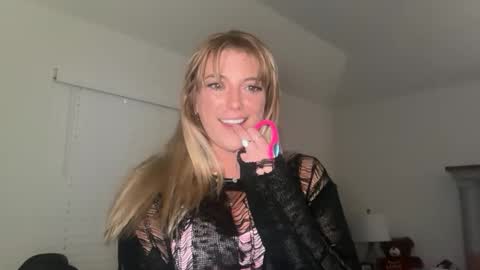 Ava online show from 12.17.25