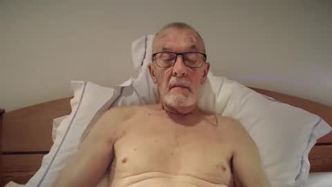 theowlandthe online show from 12.04.25