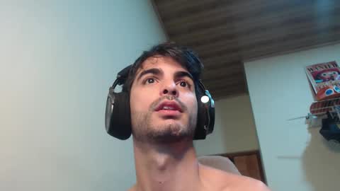 Santiago Enrique online show from 02.19.25