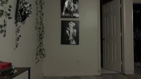 therealferrarii online show from 04.25.26