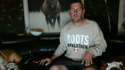 Snapshot of therealkurva4u chatting on 11.27.25 therealkurva4u online show from 11.27.25