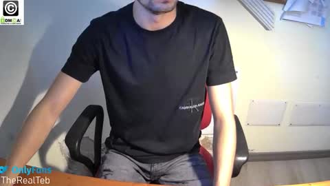 Snapshot of therealteb chatting on 09.29.25 TheRealTeb online show from 09.29.25