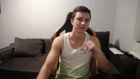 Snapshot of theroadtomars chatting on 01.06.25 Nick   online show from 01.06.25