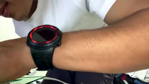 Snapshot of therondevereaux chatting on 02.20.26 Theron Devereaux online show from 02.20.26