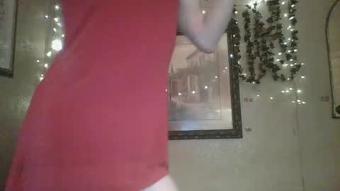 Snapshot of thesillymillie chatting on 02.11.26 sillymillie0 online show from 02.11.26