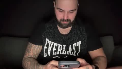 Snapshot of thessalonikios1987 chatting on 02.05.25 Hornyforyou online show from 02.05.25