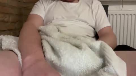 Snapshot of thetestermann chatting on 11.11.25 thetestermann online show from 11.11.25