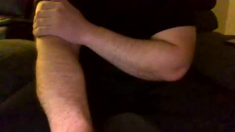 Snapshot of thethril1990 chatting on 10.27.25 Thethrill online show from 10.27.25