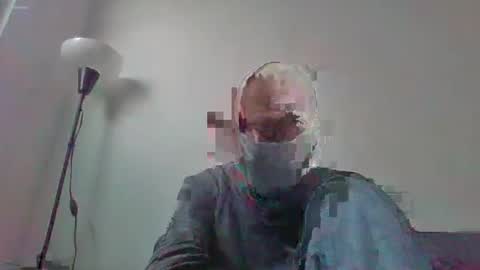 Scarf guy online show from 02.26.25