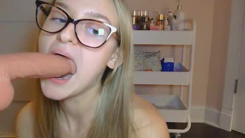 Carmen online show from 12.01.25